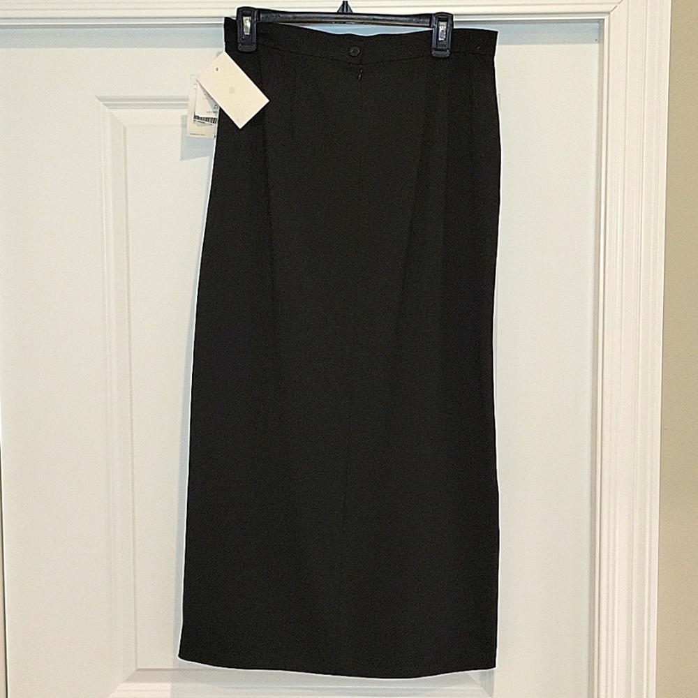 Liz Claiborne Front Slit Elegant Black Skirt - Picture 5 of 10